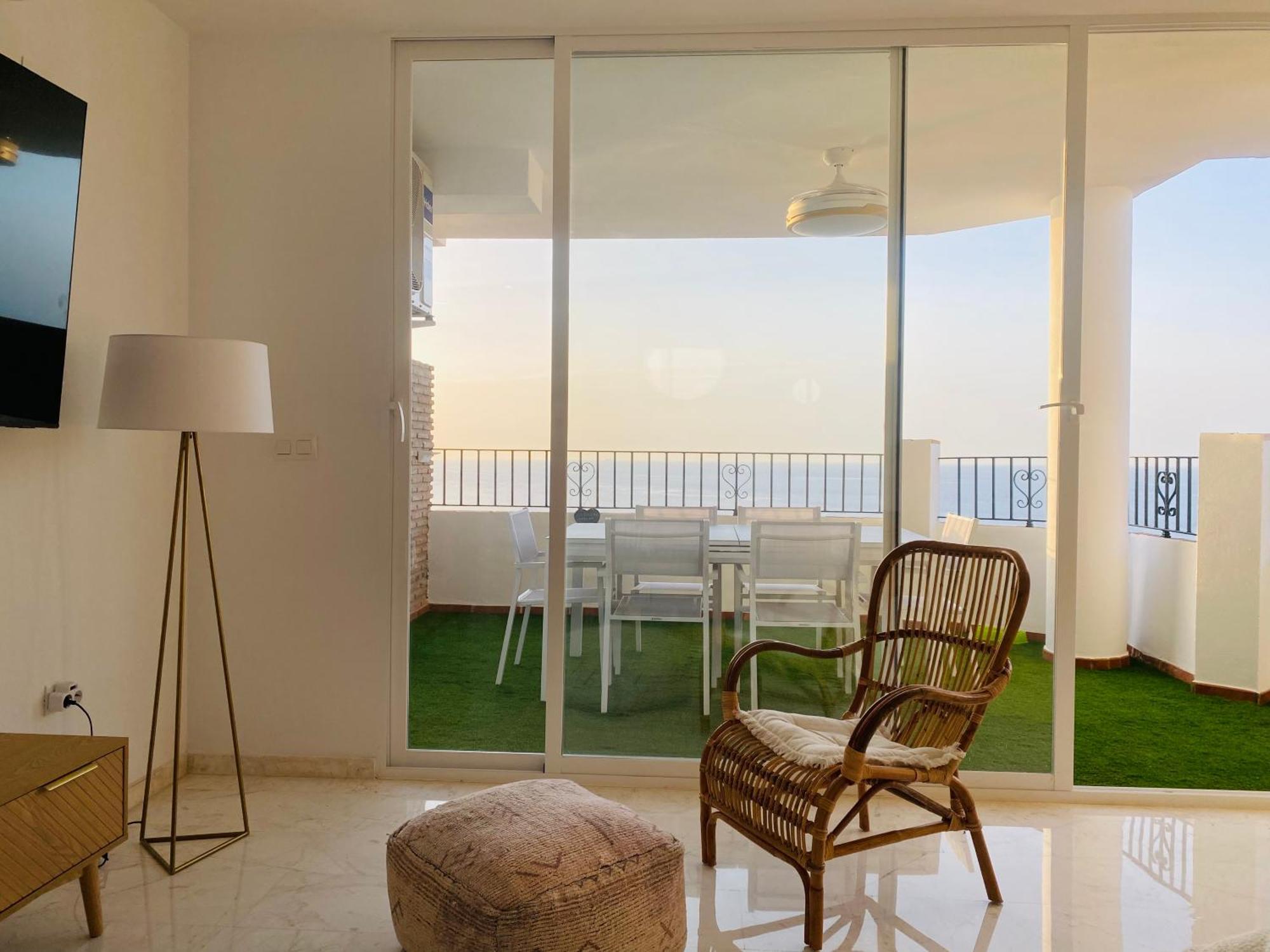 Jardines De Adnania En Marina Del Este Con Vista Al Mar Ada La Herradura  Kültér fotó